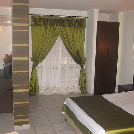 Hunkar Palace & Hotel 4*
